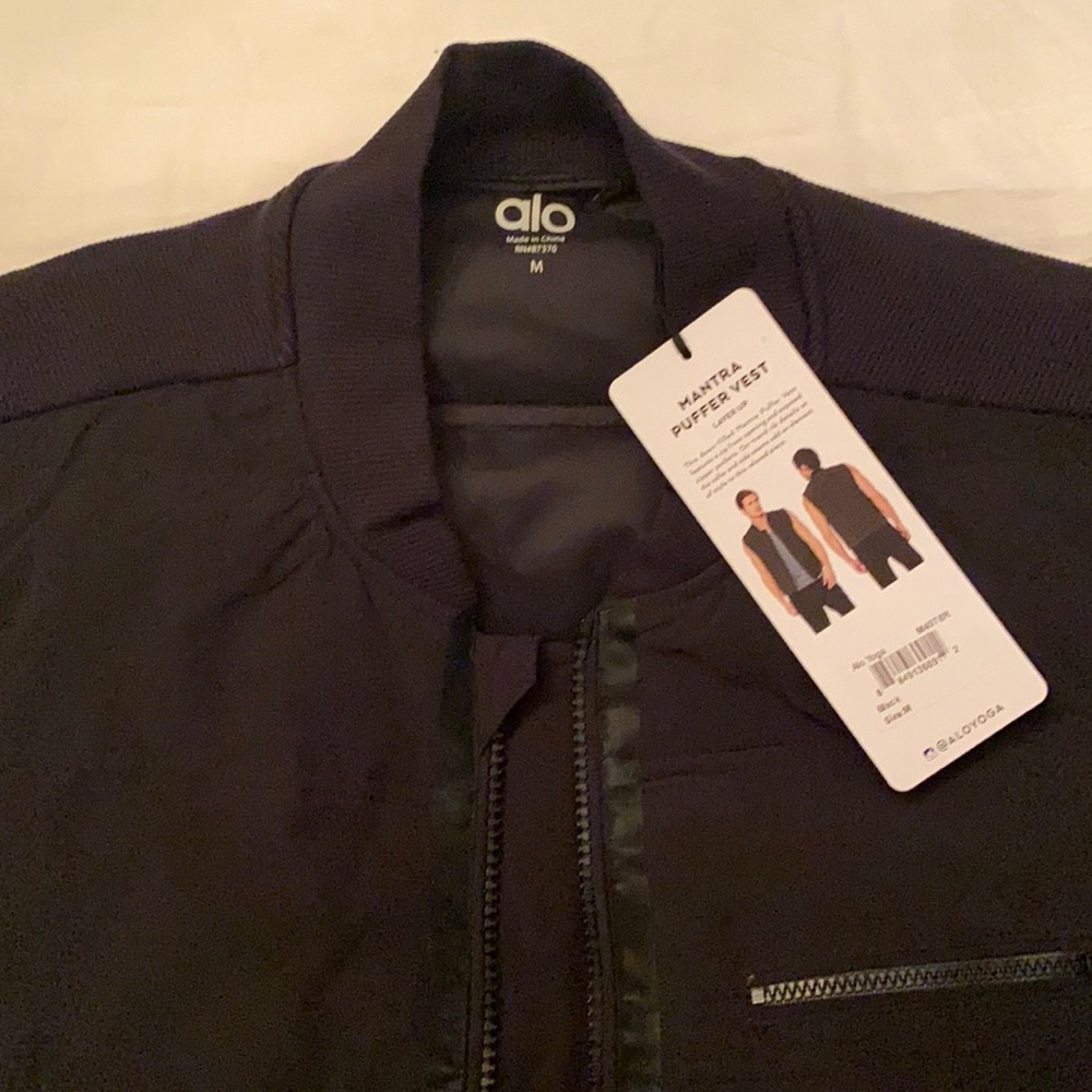 Alo mantra puffer vest